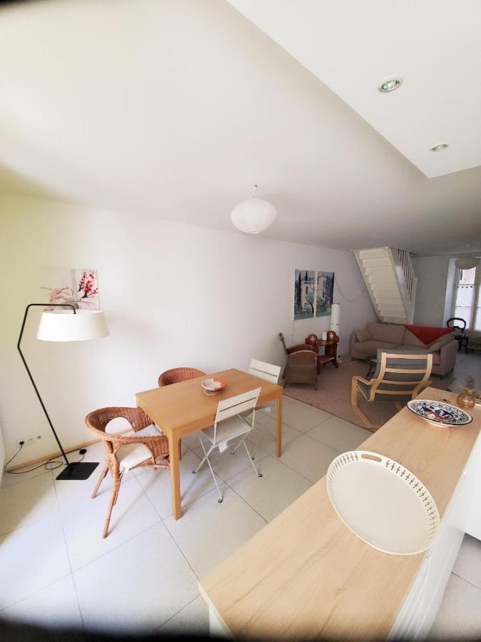 La Maison De Ville 76M2 Avec Terrasse De 22M2 La Rochelle  Buitenkant foto