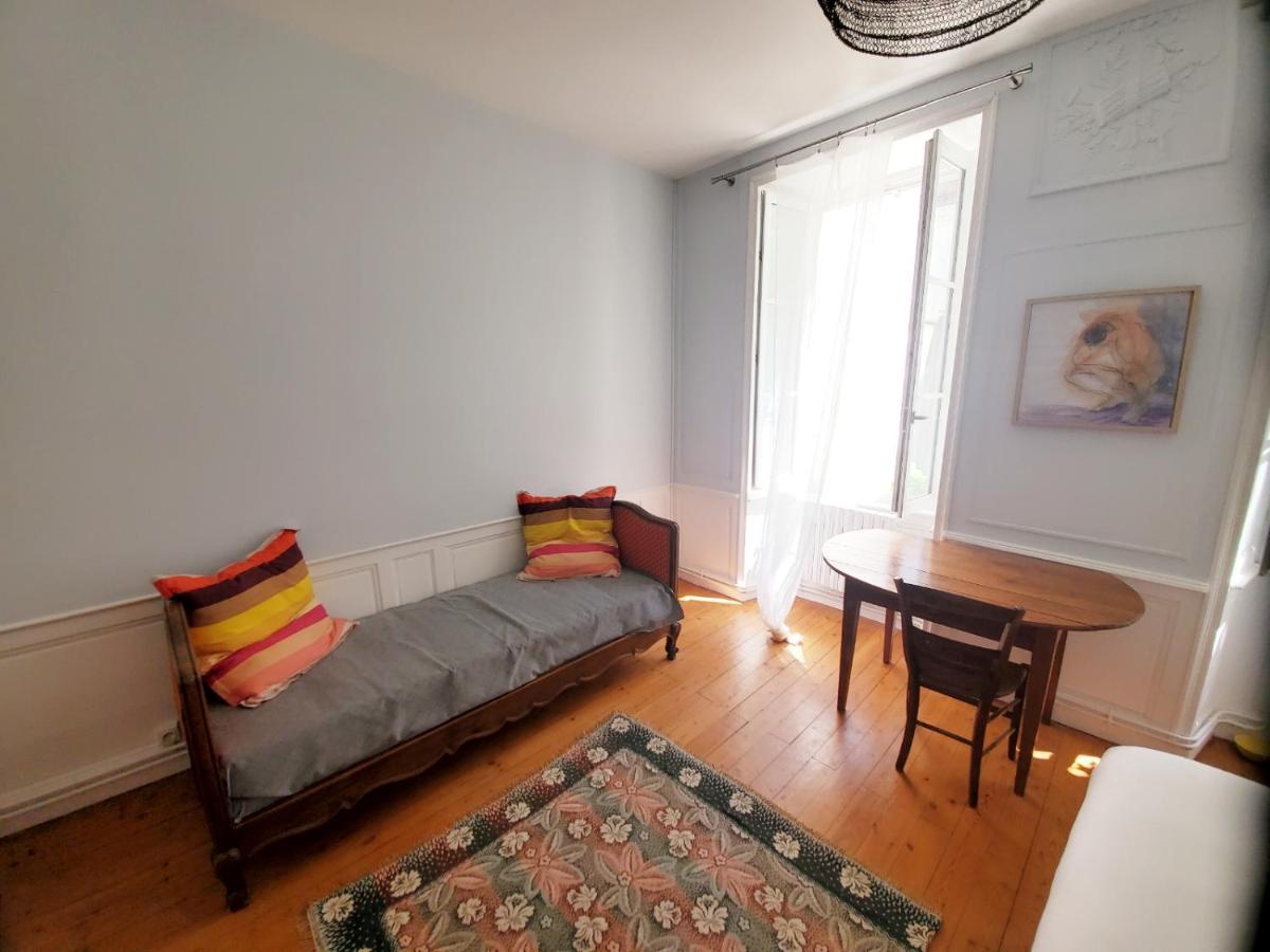 La Maison De Ville 76M2 Avec Terrasse De 22M2 La Rochelle  Buitenkant foto
